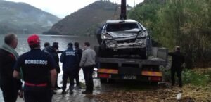 Tragédia em Penafiel: homem de 57 anos morre após carro cair ao rio Douro