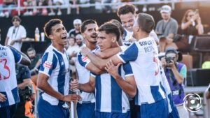 Dois reforço de peso de surpresa no onze provável do FC Porto frente ao Marítimo