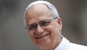 Papa Leão XIV anuncia cirurgia após médicos detetarem nódulo no pulmão