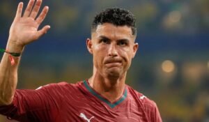 Cristiano Ronaldo declara-se à Arábia Saudita e gera polémica: «Sou português, mas pertenço à Arábia Saudita»