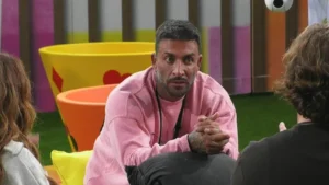 Carlos Sousa admite ter estado com duas mulheres ao mesmo tempo no Big Brother: «Sem elas saberem uma da outra»